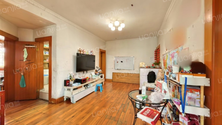 光荣北路74号二手房实景图