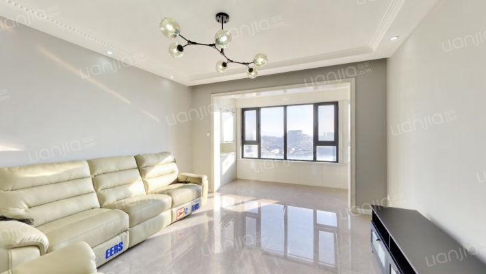 绿洲公园二期二手房实景图