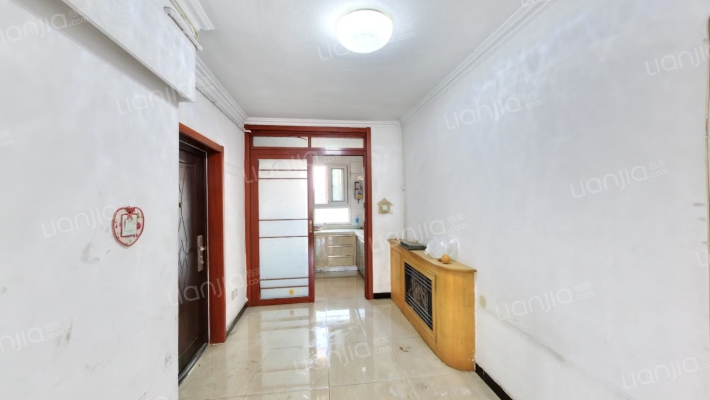 诚苑中里二手房实景图