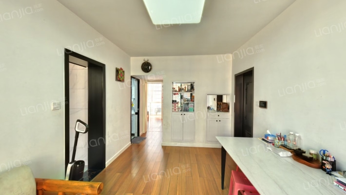 角滨路45-57号二手房实景图