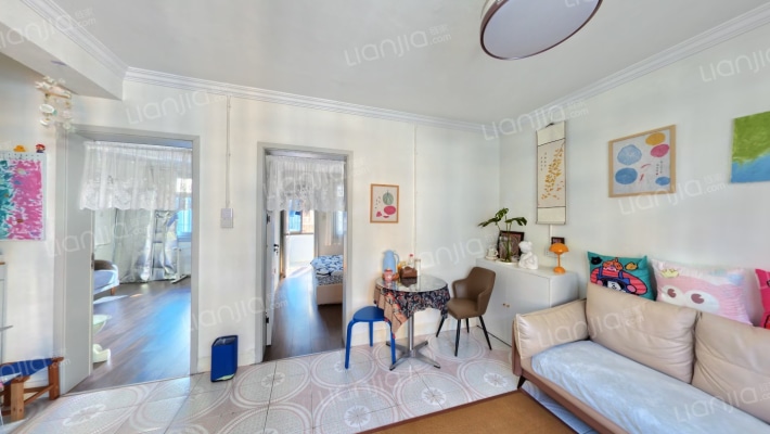 上民航宿舍二手房实景图