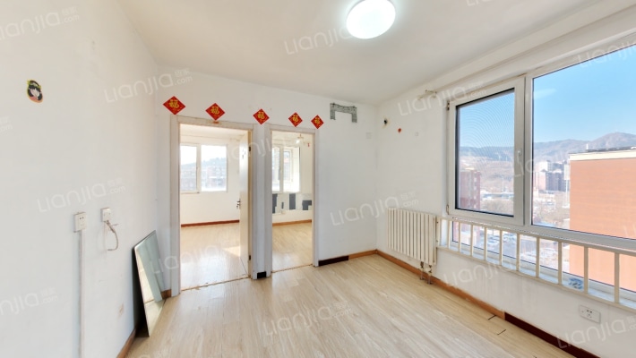 高家园东街1号院二手房实景图