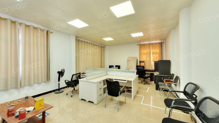 中港花园二手房实景图