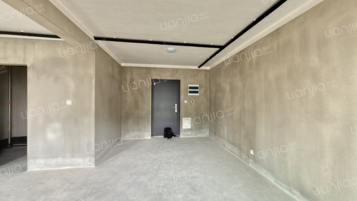 泉锦名苑二手房实景图