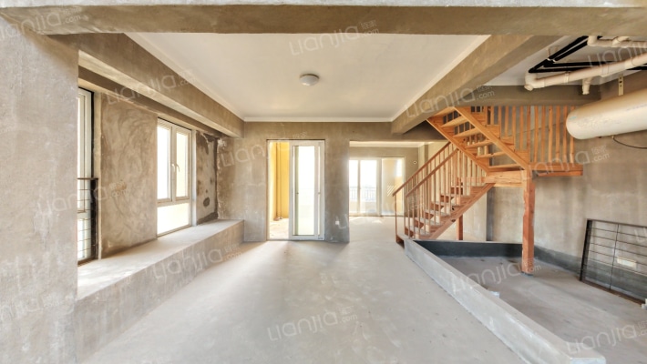 世茂海滨花园B4区二手房实景图