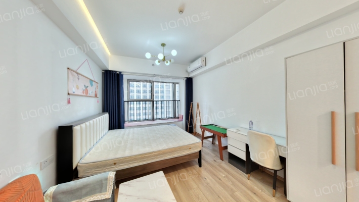 峯汇中心二手房实景图