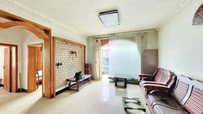 骑缘名居二手房实景图