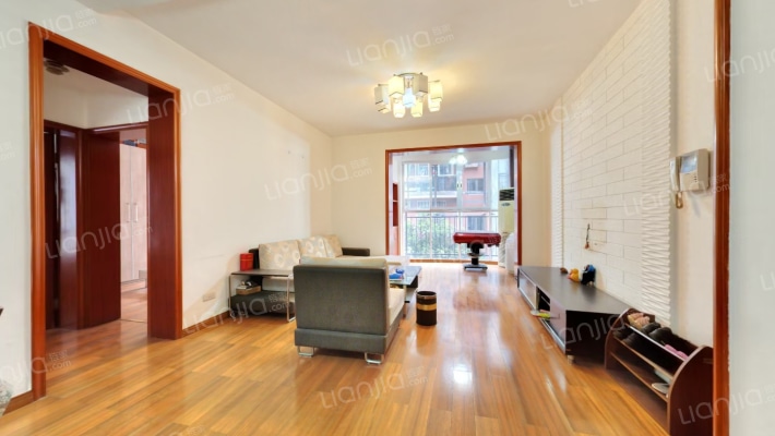 中天花园竹园二手房实景图