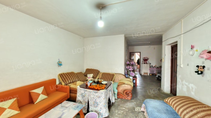 绿洲湾小区二手房实景图