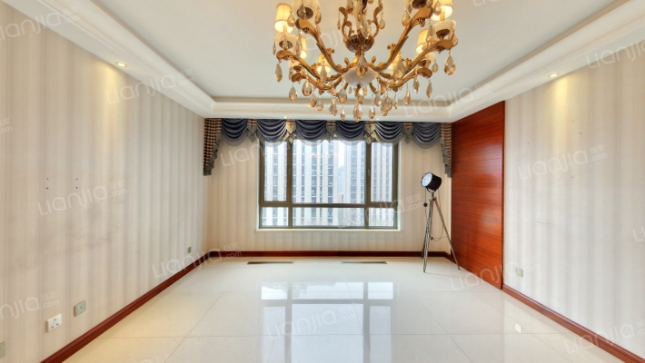 亦庄金茂悦南区二手房实景图