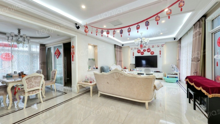 吉晟别墅二手房实景图