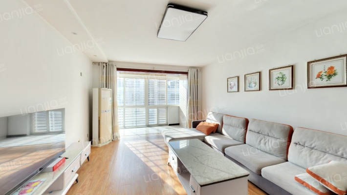 鑫港花园南区二手房实景图