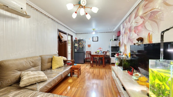 本家润园C区二手房实景图