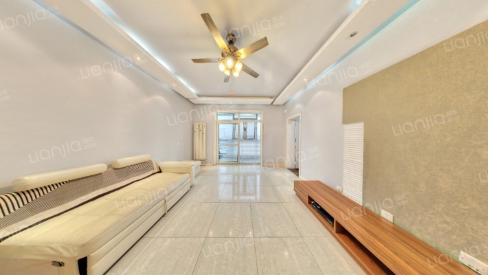 龙兴园中区二手房实景图