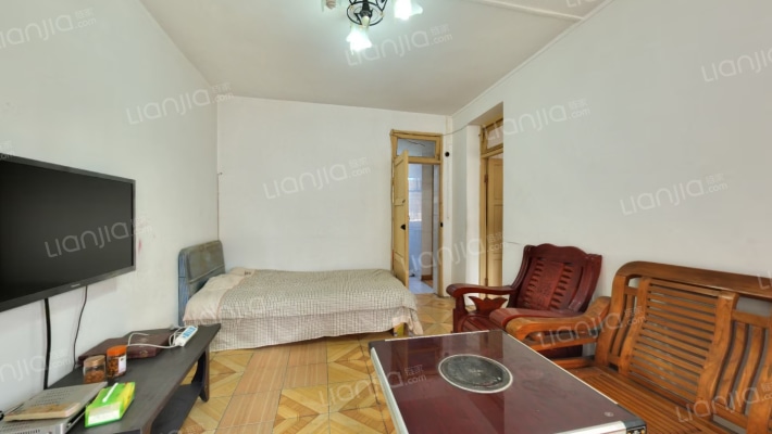 十六中宿舍二手房实景图