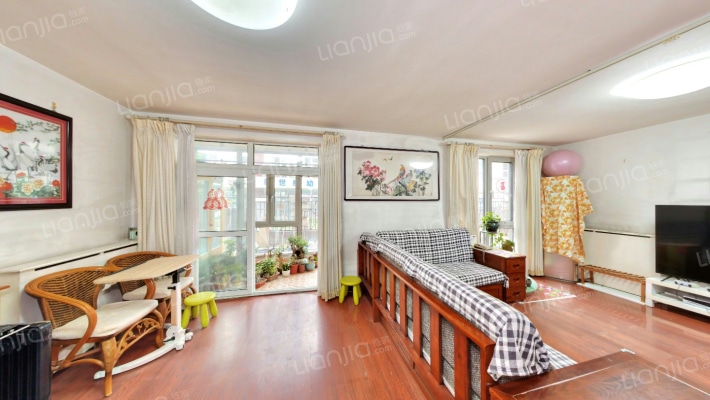 临镜苑二手房实景图