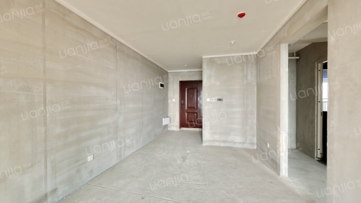 雅宝龙湖春江天玺二手房实景图