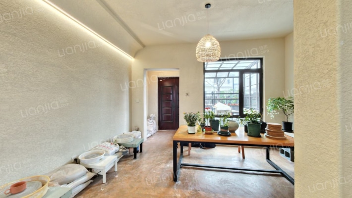 绿地海域香颂二手房实景图