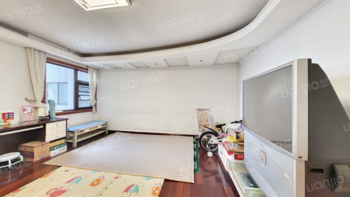 长城花苑二手房实景图