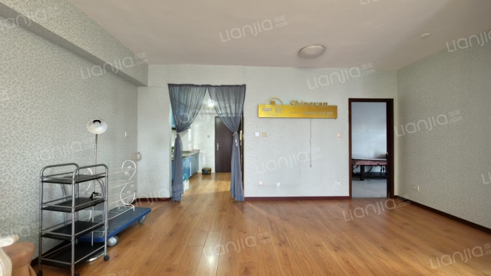 远见国际公寓二手房实景图