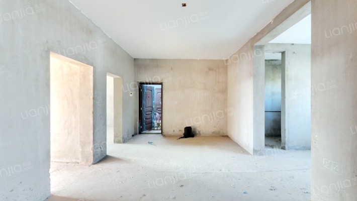 兴国路七二O厂二手房实景图