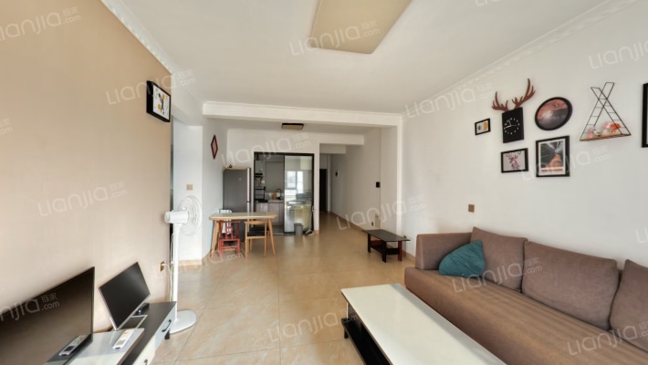 华银南苑融域二手房实景图