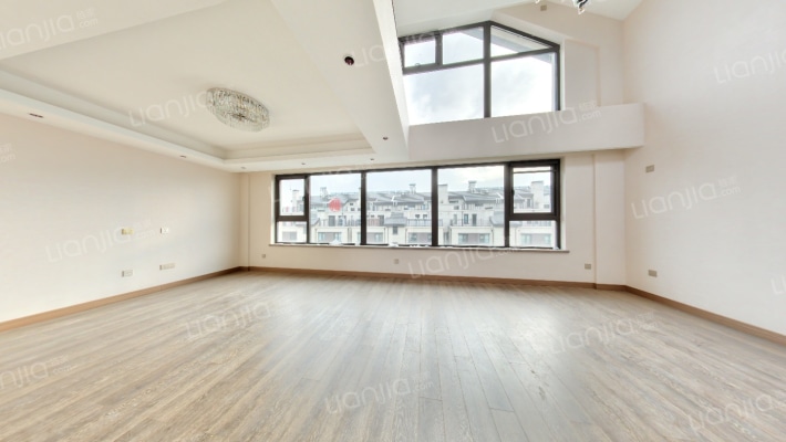 弗农小镇二手房实景图