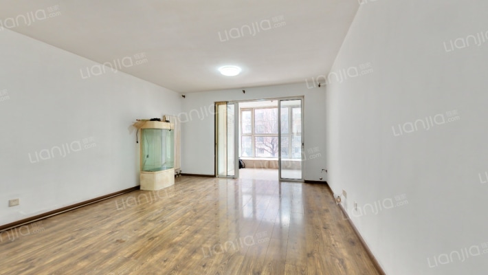 珠江国际城八区二手房实景图