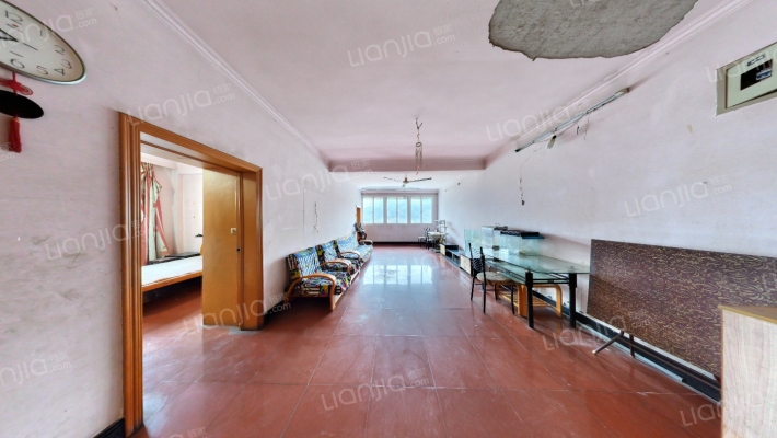 石小路162号二手房实景图