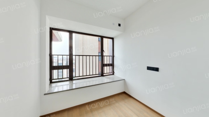 首铸天赋二手房实景图