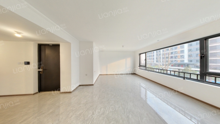 品致鸿熙二手房实景图