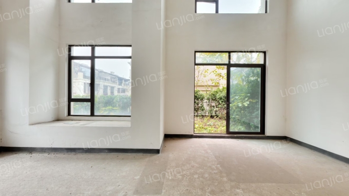 龙湖西宸原著二三组团二手房实景图