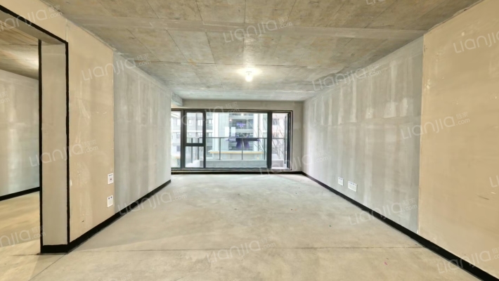 招商揽阅鸿著二手房实景图