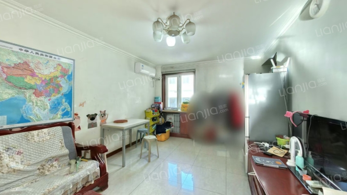 农业大学附属中学家属楼二手房实景图