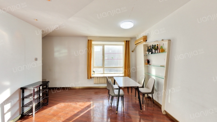 阿曼寓所二手房实景图