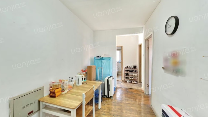 泰福苑D1区二手房实景图