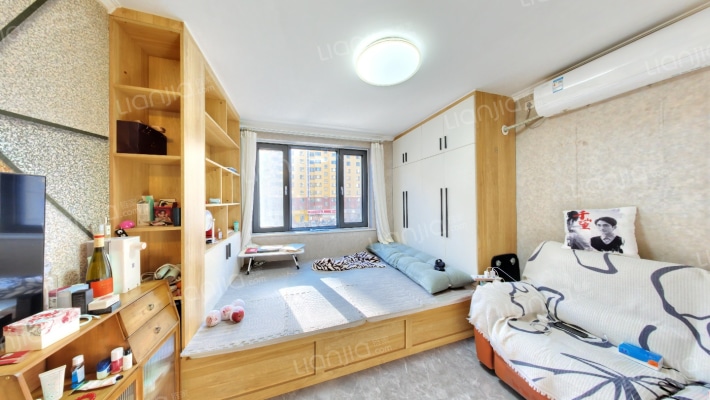 金驹家园D区二手房实景图