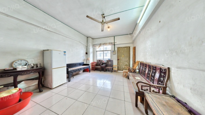 银都大厦二手房实景图