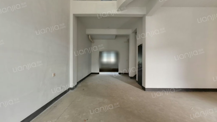 鸿麦世家二手房实景图