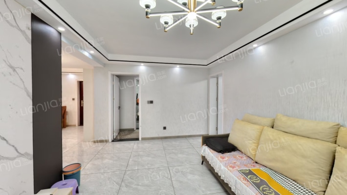 凤凰新村二手房实景图