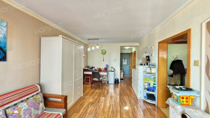 南极星二手房实景图