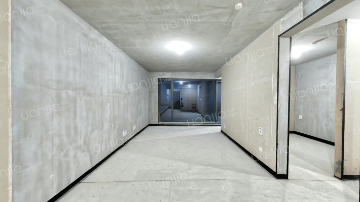 招商揽阅鸿著二手房实景图