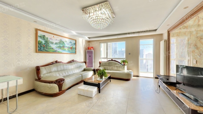 顺驰领海二手房实景图