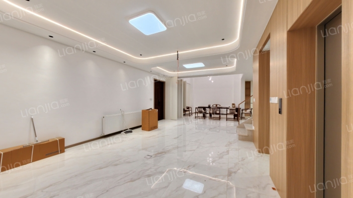 俊峰山万里二手房实景图