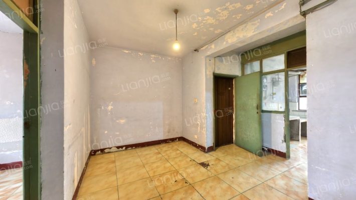 胜利村383号二手房实景图