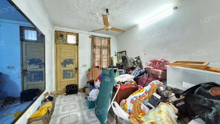 机电宿舍二手房实景图