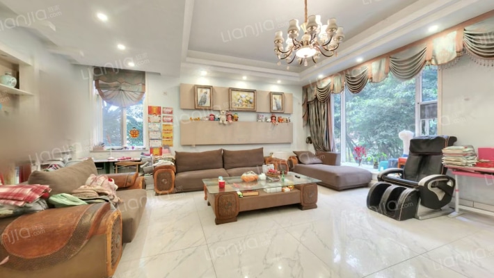 锦城豪庭二手房实景图