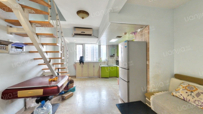 同景国际P组团二手房实景图