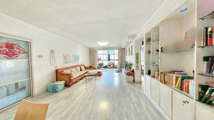 嘉铭桐城C区二手房实景图