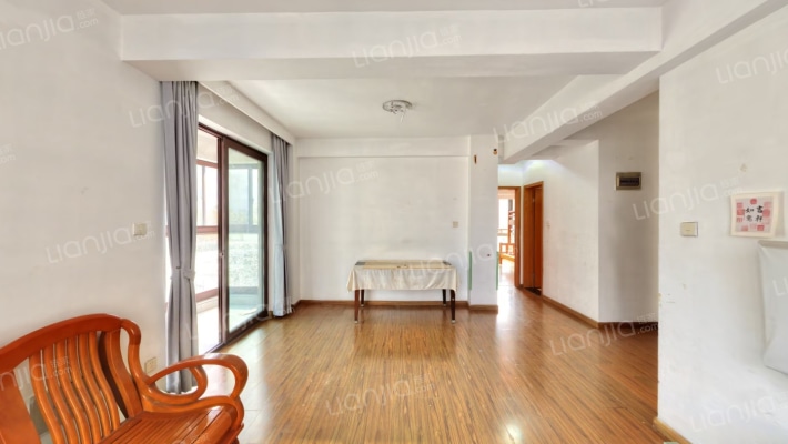 文天公寓二手房实景图